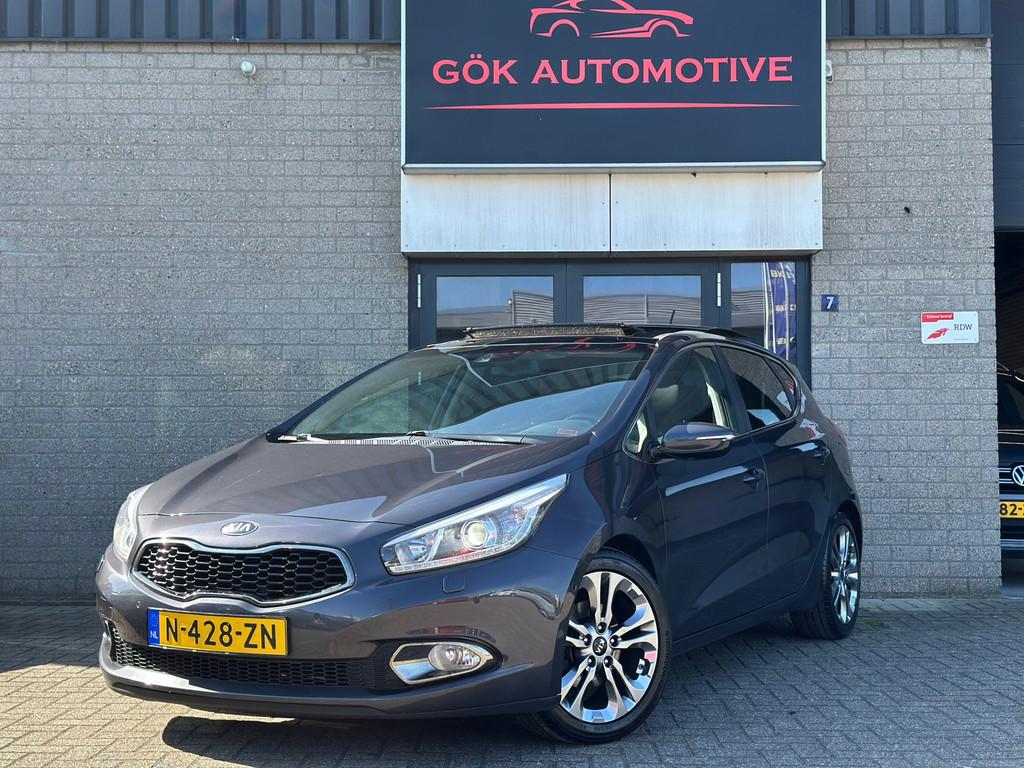 Kia Cee'd 1.6 GDI Plus Pack / Pano / Line Assist / Carplay /, Auto's, Euro 5, 135 pk, Gebruikt, 4 cilinders
