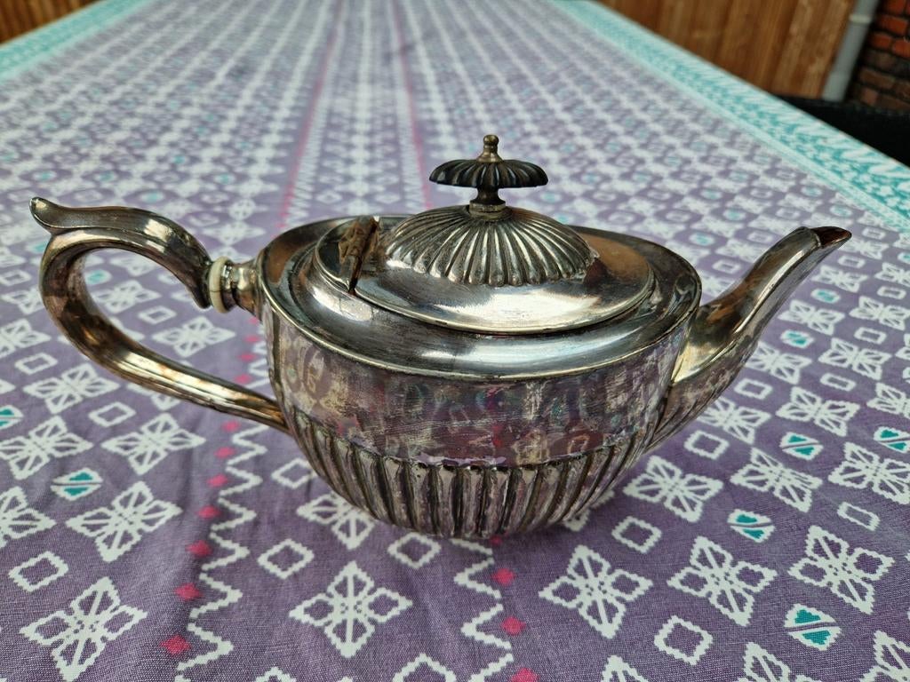 Antieke verzilverde theepot - WM H&S, Antiek en Kunst, Ophalen of Verzenden