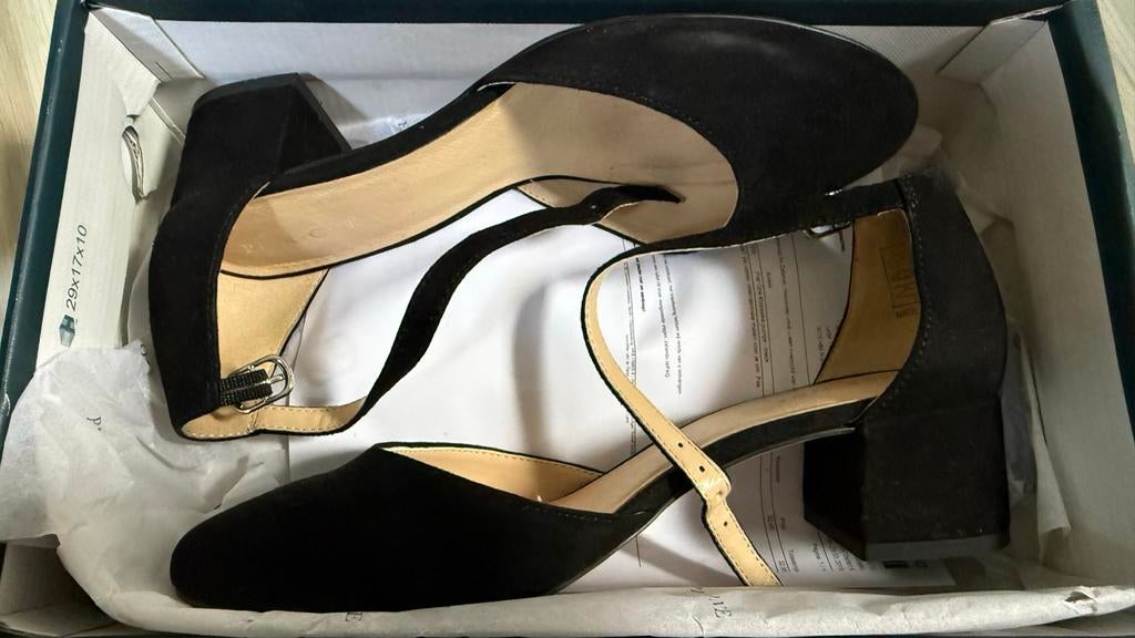 Pier One zwarte schoenen maat 37, Kleding | Dames, Schoenen, Ophalen of Verzenden, Gedragen, Zwart, Schoenen met hoge hakken