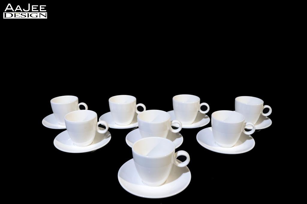 Set van 8 Maastricht Porselein – Bart – Koffiekop en schotel, Ophalen of Verzenden, Zo goed als nieuw, Effen, Kop(pen) en/of Schotel(s)