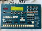 Yamaha RM1x Sequence Remixer (rond jaar 2000) incl adapter, Ophalen, Zo goed als nieuw, Yamaha