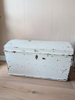 Oude dekenkist, Ophalen