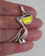 Zilveren vintage pelikaan hanger met emaillen nr.1708, Verzenden, Zo goed als nieuw, Zilver, Dier