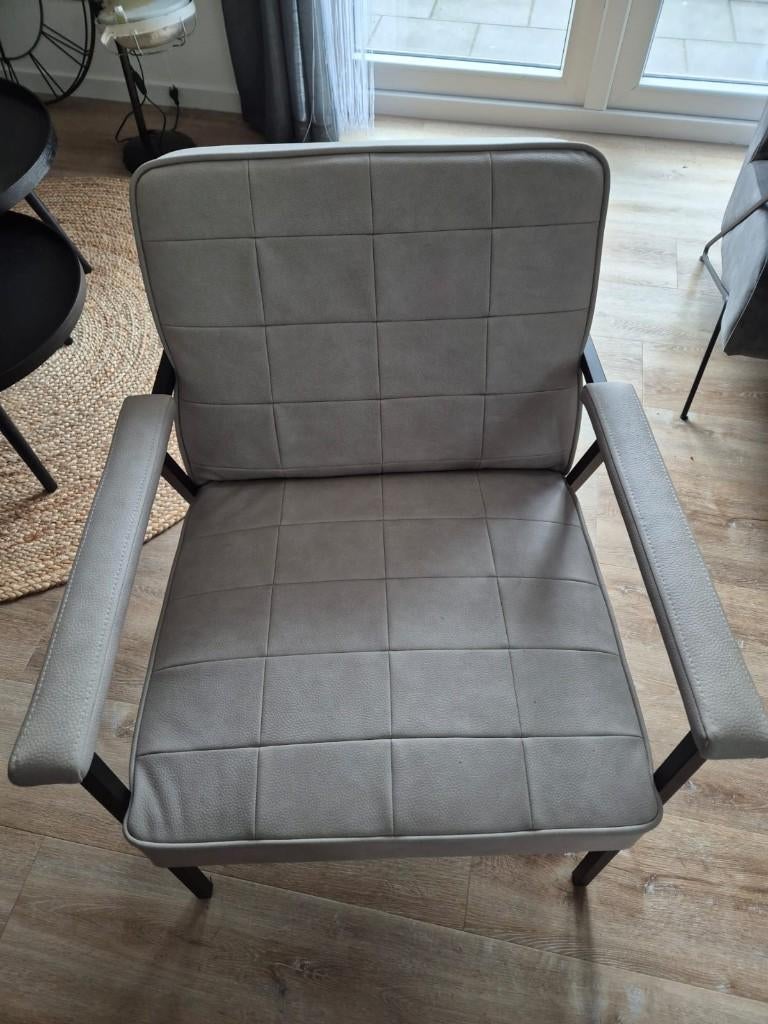 Fauteuil leer, Ophalen, Gebruikt, 50 tot 75 cm, Leer