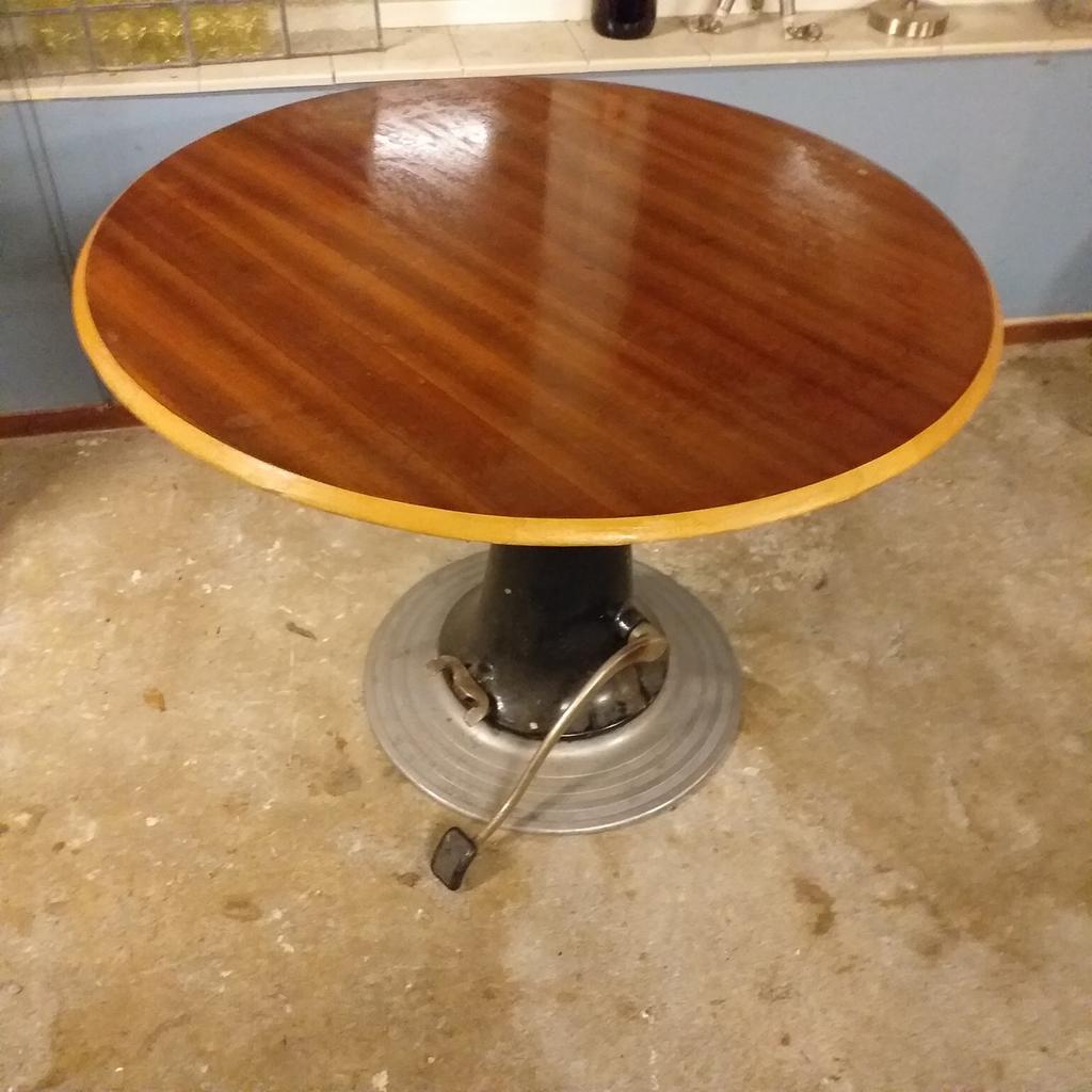Tafel industrieel , retro , brocante , vintage, Ophalen