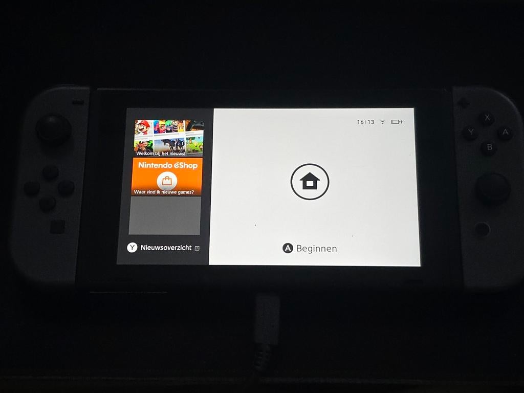 Nintendo switch + accessoires & games, Ophalen, Met games, Met 2 controllers, Zo goed als nieuw