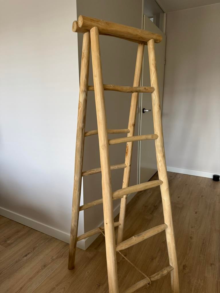 Decoratieve ladder of kledingrek, Ophalen, Overige typen, Zo goed als nieuw, 150 tot 200 cm