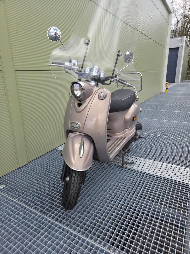 Nette AGM scooter | Lage km | Rijklaar, Fietsen en Brommers, Scooters | SYM, Ophalen, Overige modellen, Zo goed als nieuw, Benzine