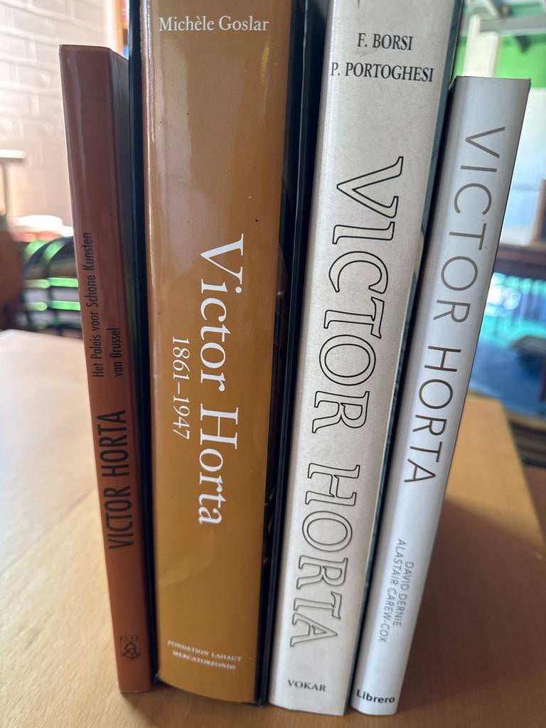 Victor Horta Boeken Collectie - Architectuur & Kunst, Ophalen of Verzenden, Gelezen, Overige onderwerpen