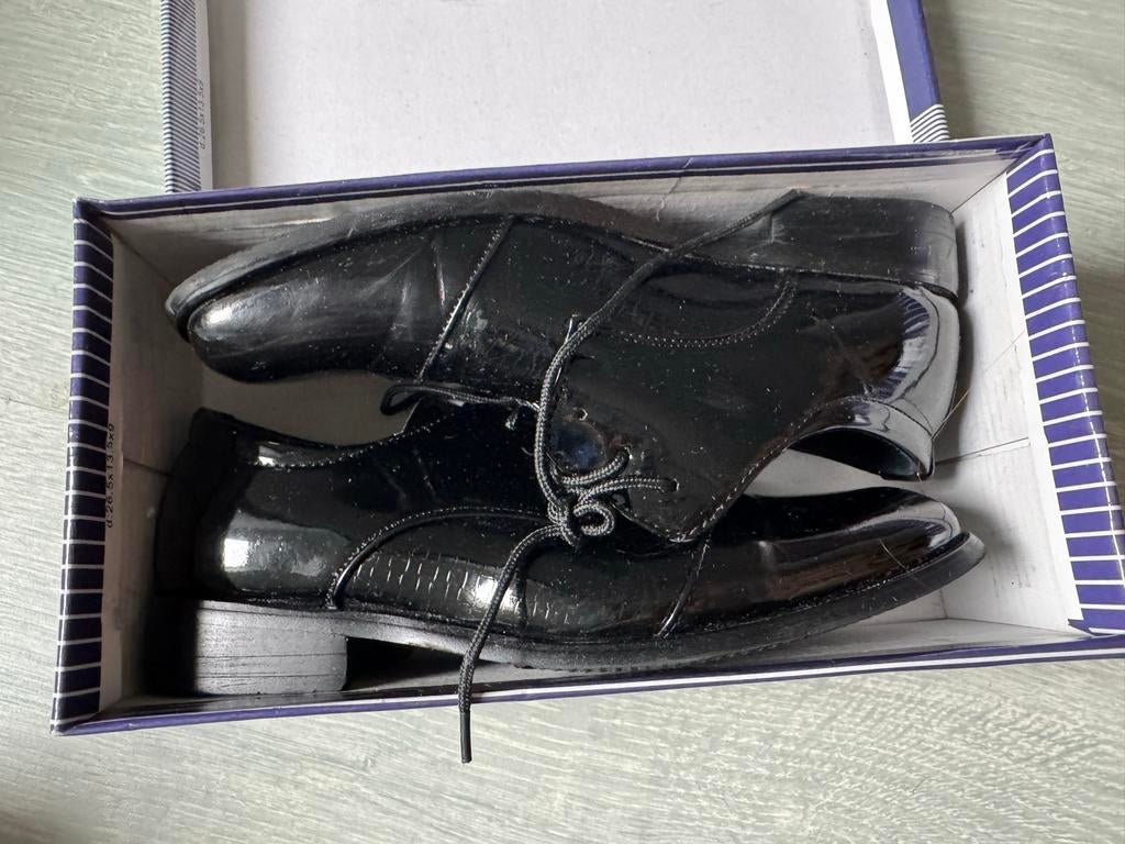 Zwarte nette schoenen - slechts 1 bruiloft gedragen!, Kinderen en Baby's, Ophalen of Verzenden, Zo goed als nieuw, Jongetje, Schoentjes