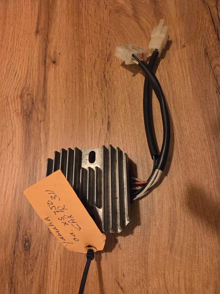 Spanningsregelaar Nieuw Yamaha XS/RD ook  Kawsaki H1 / KH, Motoren, Onderdelen | Yamaha, Nieuw, Ophalen of Verzenden