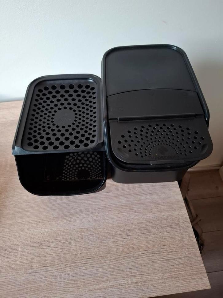 Tupperware bewaarbakken zwart, Huis en Inrichting, Keuken | Tupperware, Zo goed als nieuw, Bak of Kom, Ophalen of Verzenden
