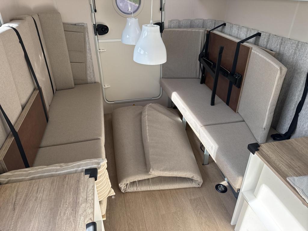 Hobby Beachy 360, Caravans en Kamperen, Caravans, Overige typen, Hobby, Bedrijf, 500 - 750 kg