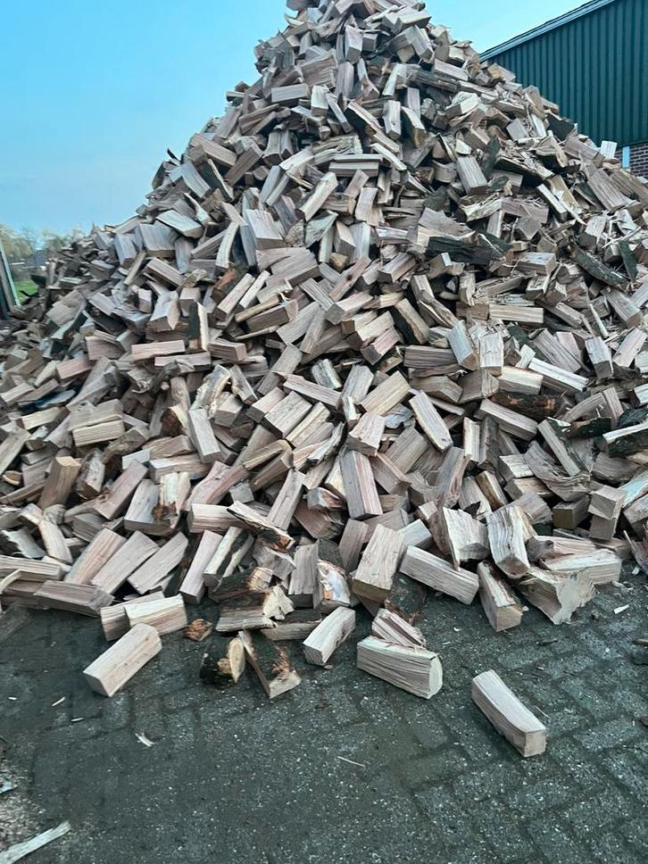 Droog haardhout/halfdroog en puur vers eikenhout, Tuin en Terras, Haardhout, Eikenhout, Ophalen of Verzenden