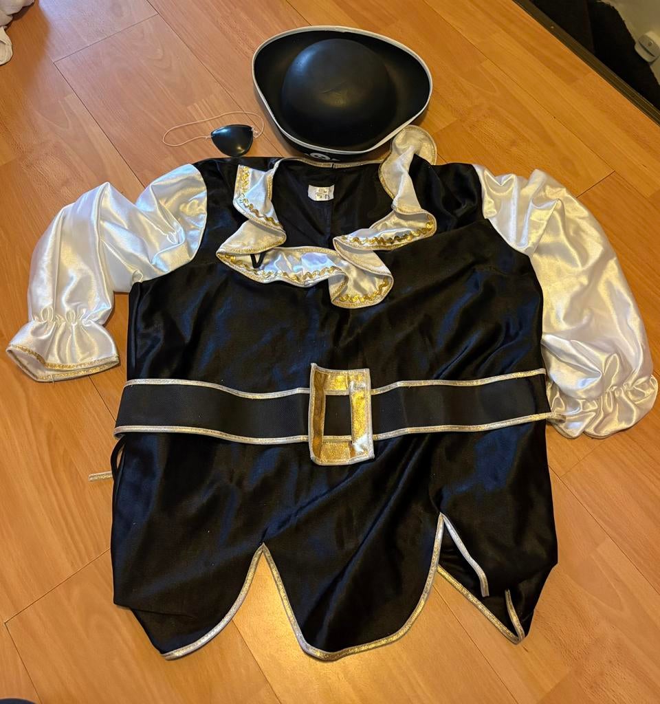 Piratenpakje, maat 38, Ophalen of Verzenden, Zo goed als nieuw, Jongen of Meisje