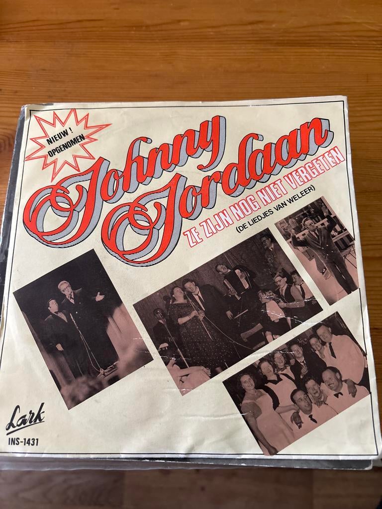 Johnny Jordaan - Ze Zijn Nog Niet Vergeten (Single), Ophalen of Verzenden, Gebruikt, Overige formaten, Levenslied of Smartlap