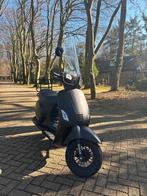 Mooie Scooter Senzo RivaLux S. Geel kenteken, Fietsen en Brommers, Ophalen of Verzenden, Benzine, Overige merken
