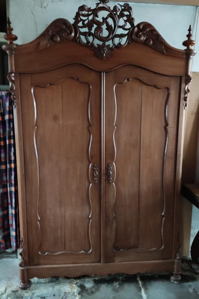 Antieke Kast, Ophalen