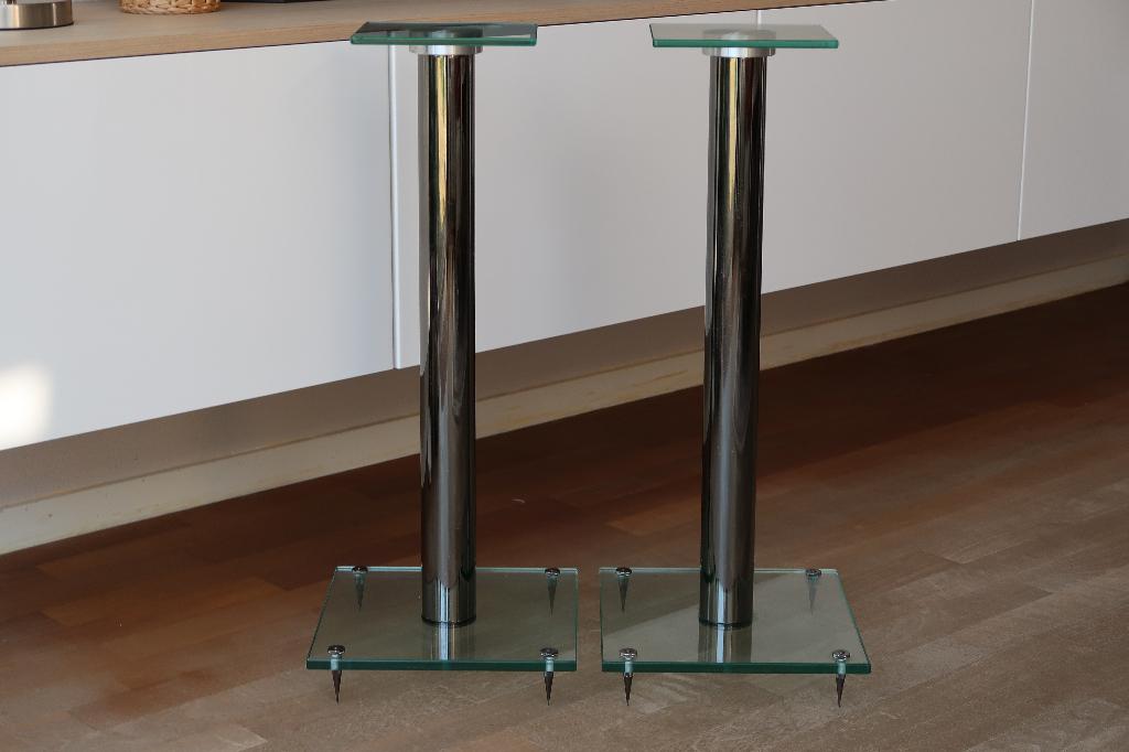 Wharfedale Diamond 9 Glazen Speakerstandaards, Audio, Tv en Foto, Overige typen, Zo goed als nieuw, Minder dan 60 watt, Ophalen