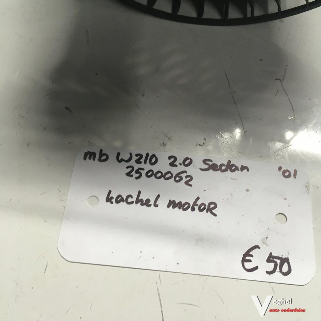 Mercedes W210 2001  sedan   2500062    Kachelmotor, Gebruikt, -, -, Ophalen of Verzenden