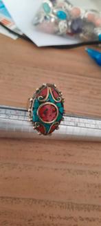 Oude Tibetaanse ring met turquoise/koraal. Maat 18.5., Ophalen of Verzenden, Zilver, Ring, Met edelsteen