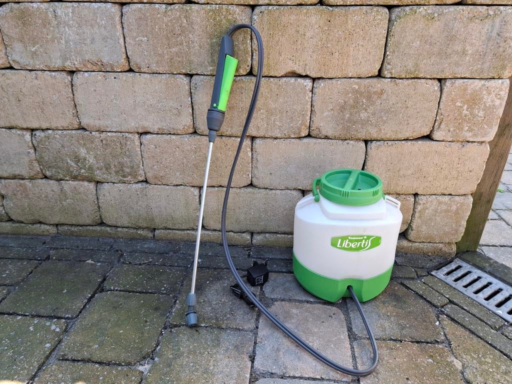 Accu drukspuit van Tecnoma, Ophalen of Verzenden, Zo goed als nieuw, Multisproeier