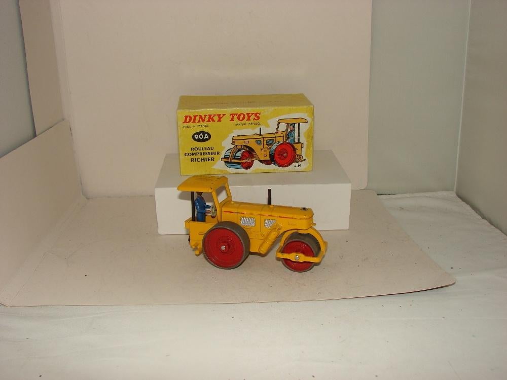 Franse dinky toy 90a wals in doos uit 1959, Ophalen of Verzenden, Zo goed als nieuw, Tractor of Landbouw, Dinky Toys