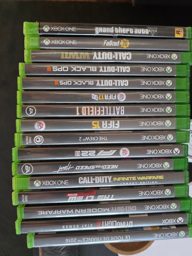 Grote collectie Xbox One spellen - Diverse genres, Ophalen, Gebruikt, Overige genres