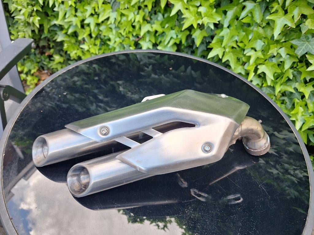 Benelli TNT 125 cc originele einddemper, Ophalen of Verzenden