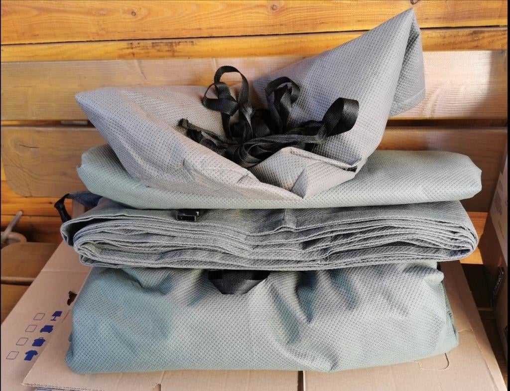 Camper/ caravan hoes zgan 7x3 meter, Caravans en Kamperen, Ophalen, Zo goed als nieuw