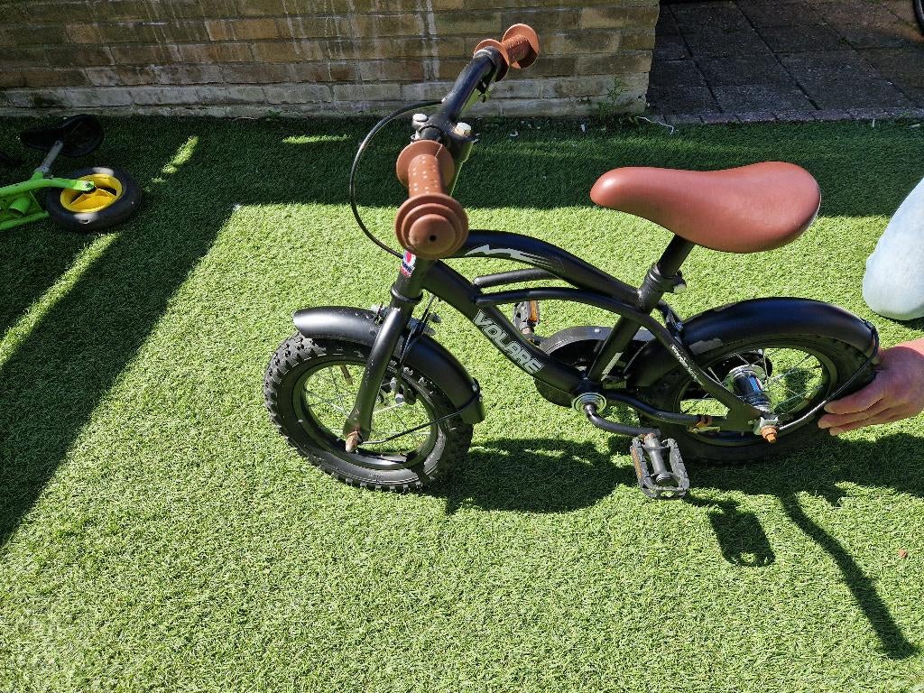 Volare fiets 12 inch, Fietsen en Brommers, Fietsen | Kinderfietsjes, Ophalen, Terugtraprem, Zijwieltjes, Gebruikt
