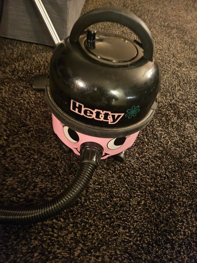 Hetty stofzuiger - Compact en krachtig, Ophalen of Verzenden, Gebruikt, Stofzak, Stofzuiger