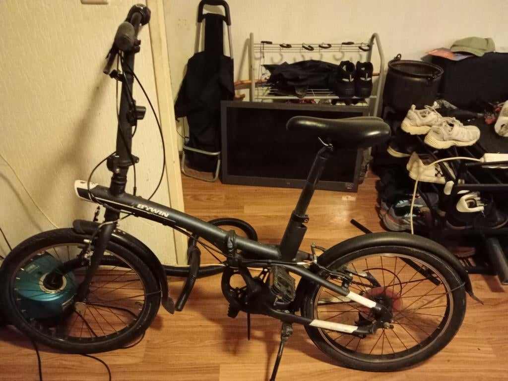 B'Twin vouwfiets met elektrische ondersteuning, Fietsen en Brommers, Elektrische fietsen, Overige merken, Gebruikt, Ophalen of Verzenden