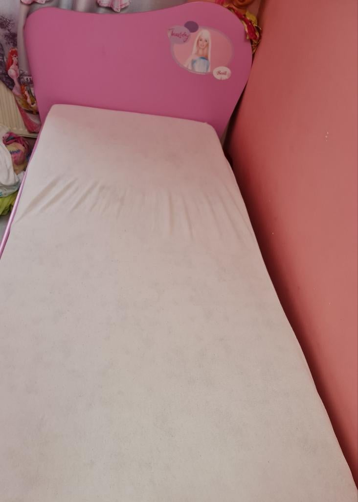 Roze Barbie kinderbed met matras en bureau, Gebruikt, 70 tot 85 cm, 160 tot 180 cm, Ophalen