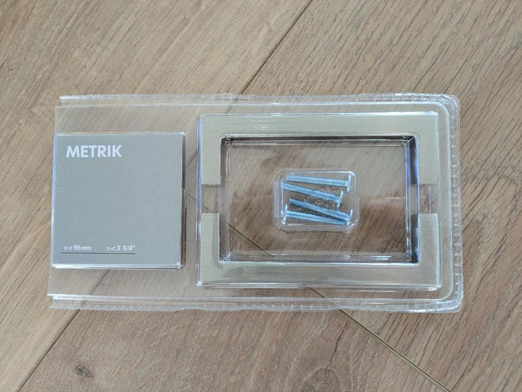 Ikea metrik handgreep set van 2 NIEUW, Doe-het-zelf en Verbouw, Hang- en Sluitwerk, Ophalen of Verzenden, Nieuw, Rvs, Overige typen