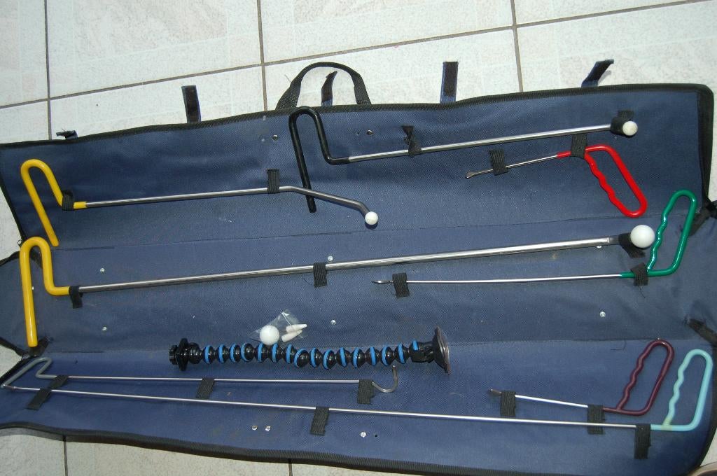 uitdeukset, Ophalen of Verzenden, Zo goed als nieuw