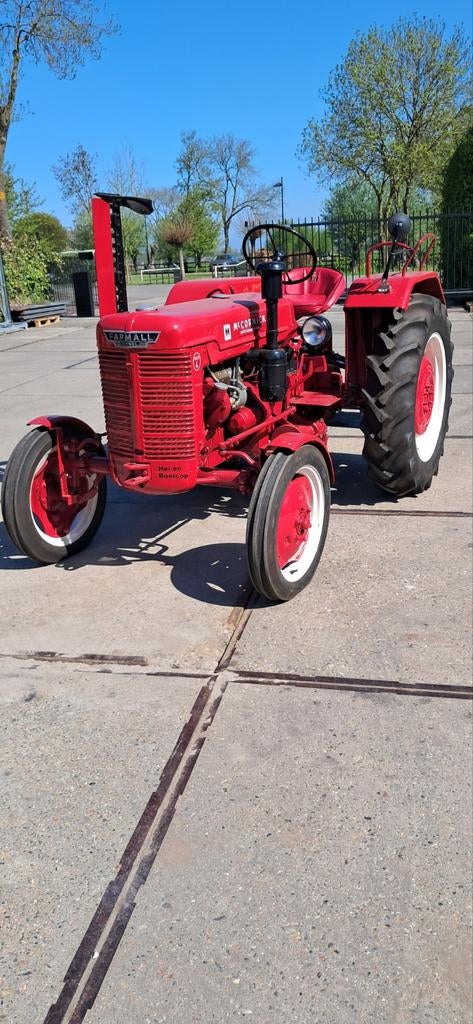 Farmall DGD 4 / Deutschegrossdiedel, Zakelijke goederen, Ophalen