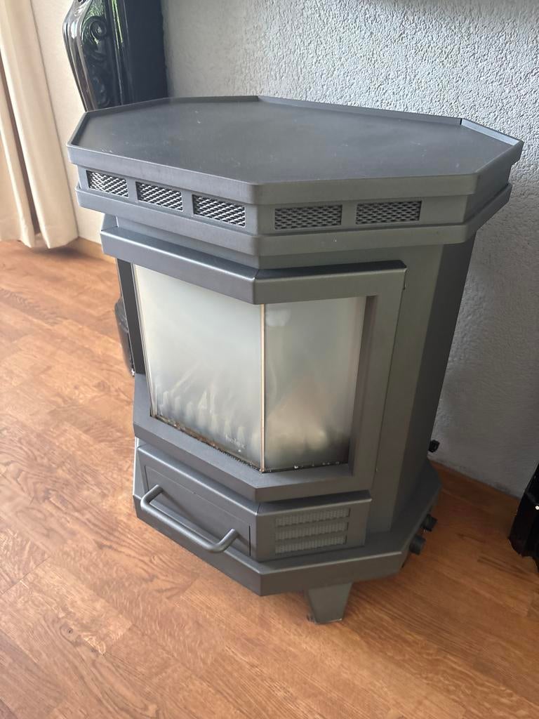 Helex Gaskachel - Weinig gebruikt, Ophalen, Gas, Zo goed als nieuw, Vrijstaand