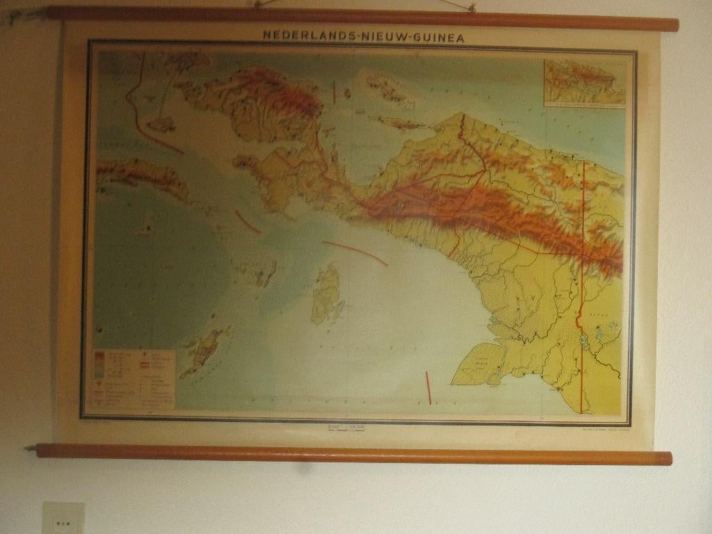 Wandkaart Nieuw Guinea, Boeken, Landkaart, 1800 tot 2000, Wereld, Ophalen