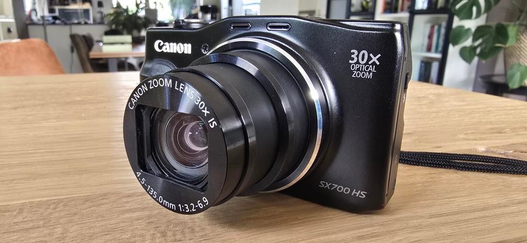 Mooie Canon SX700 met extra's te koop!, Ophalen of Verzenden, Zo goed als nieuw, Canon