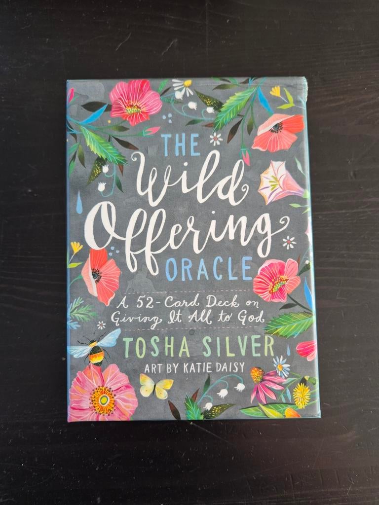 Wild Offering Oracle Kaartendeck - Nieuwstaat, Boeken, Esoterie en Spiritualiteit, Nieuw, Overige typen, Tarot of Kaarten leggen