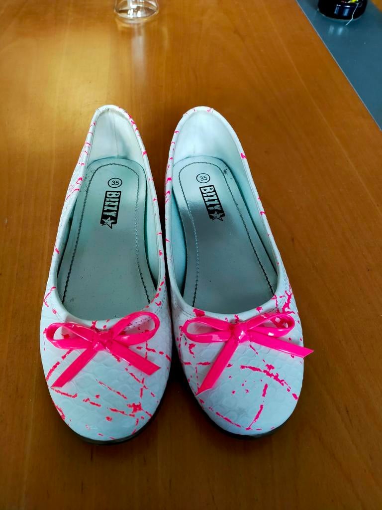 Ballerina's maat 35. Nieuw, Kinderen en Baby's, Kinderkleding | Schoenen en Sokken, Meisje, Schoenen, Nieuw, Ophalen of Verzenden