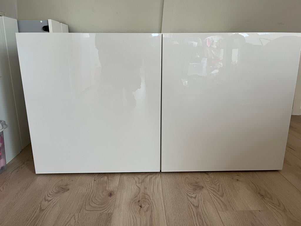 3x besta kast met hoogglans deurtjes, Ophalen, Zo goed als nieuw, Minder dan 150 cm, Minder dan 100 cm
