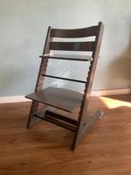 Tripp Trapp Stokke, Grijs met Babyset en tafelblad, Kinderen en Baby's, Kinderstoelen, Ophalen, Zo goed als nieuw, Meegroeistoel