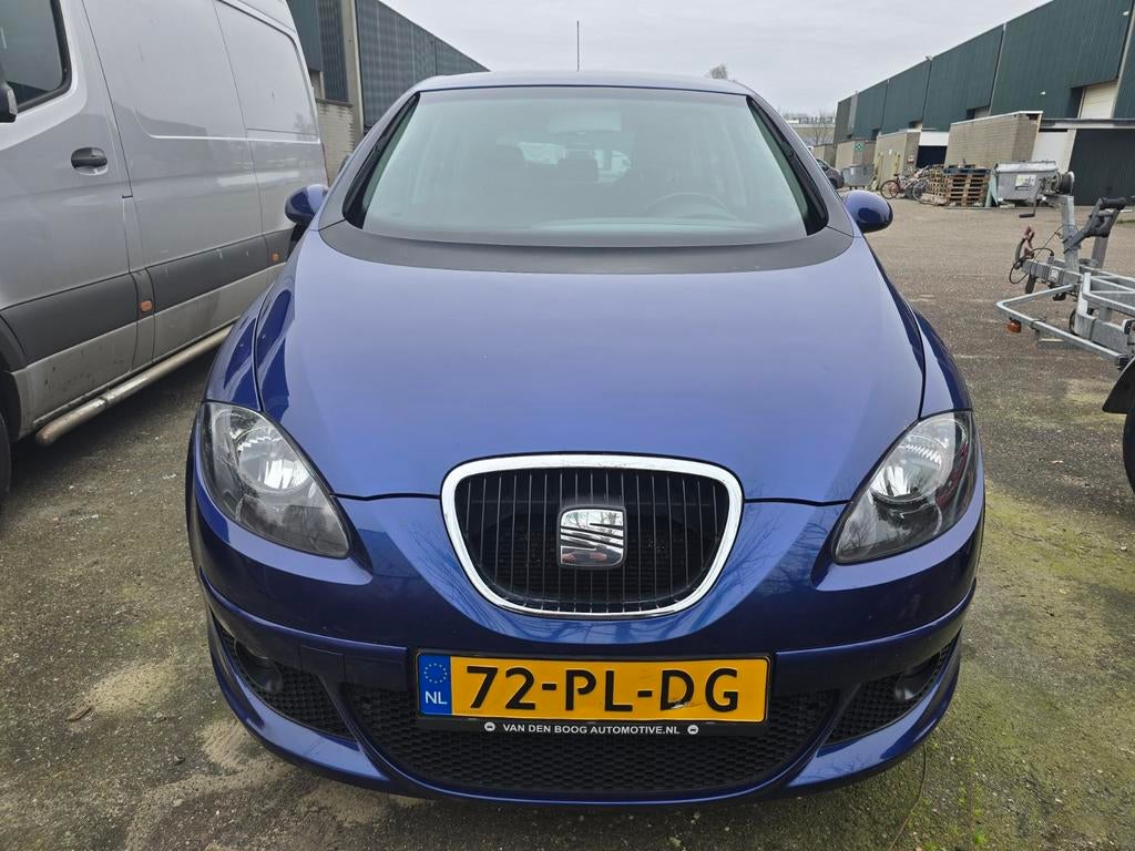 Seat altea 1.6, 4 cilinders, 1600 cc, Handgeschakeld, Particulier