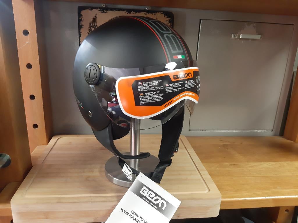 Beon design helm maat M scooter brommer helm snorfiets helm, M, Pascalstraat 6 1704 RD Heerhugowaard, Dames, Jethelm