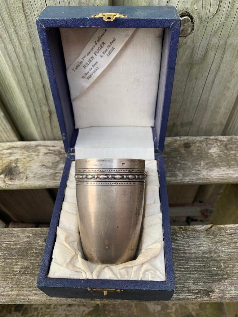 Antiek zilveren geboortebeker (800), Verzenden, Zilver