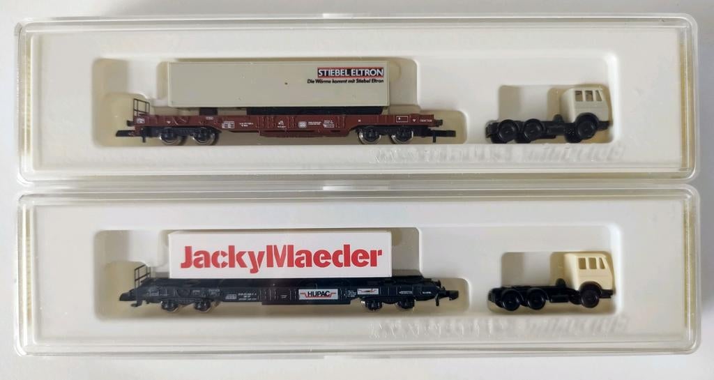 MÄRKLIN Z 8603 & 8662, twee 4-assige wagons voor opleggers, Hobby en Vrije tijd, Ophalen of Verzenden, Zo goed als nieuw, Wagon
