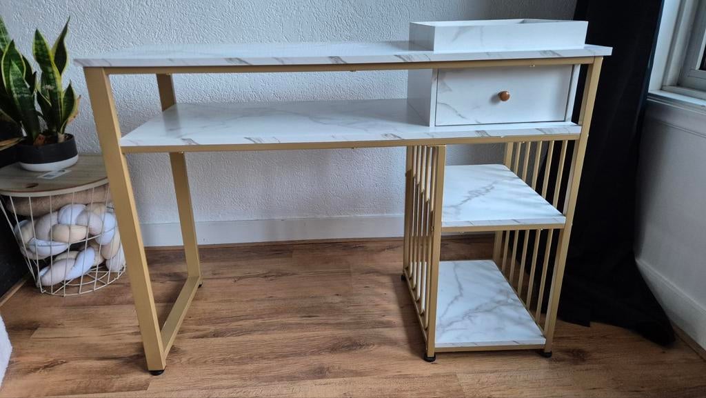 Bureau met marmerlook en gouden frame en stoel, Huis en Inrichting, Bureaus, Ophalen, Zo goed als nieuw