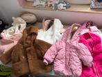 Meisjes jassen/ pyjama’s maat 62/68, Ophalen, Zo goed als nieuw, Maat 62